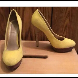 Women RACHEL ROY Kalyssa Yellow Platform High Heel Shoe Sz 7.5 Wood Sculpted